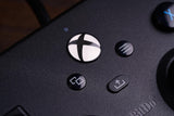 8Bitdo Pro 2 Wired Gamepad For Xbox One/ Xbox Series X/Series S/Windows 10 (82BB)